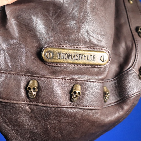Thomas Wylde Designer Circus Leather Skull-Studded Hobo Bag with Chain Straps - Picture 5 of 15